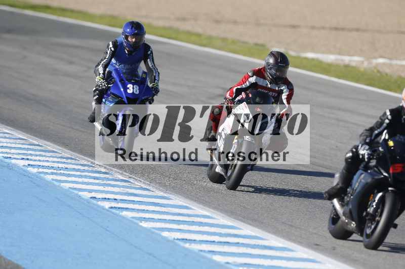 /02 28.-31.01.2025 Moto Center Thun Jerez/gruen-green/38